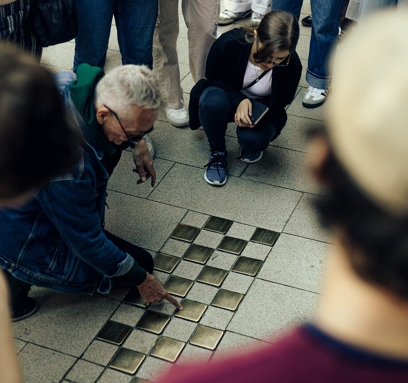 dis_The Politics of Memory_summer